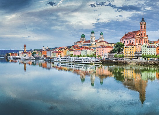 Passau ©JFL Photography - stock.adobe
