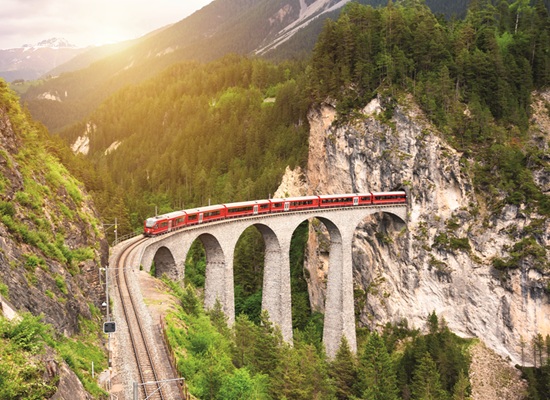 Bernina © Maresol - stock.adobe.com