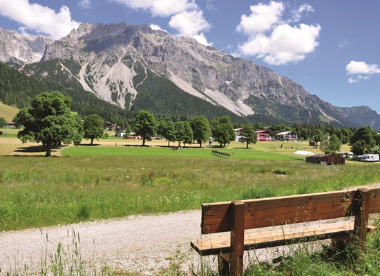 Dachstein ©Henry Czauderna - stock.adobe.com